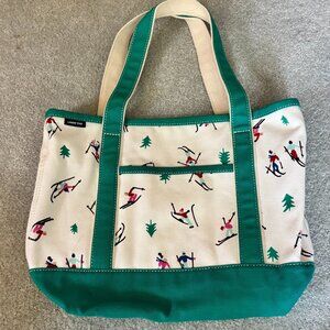 Skiing tote bag